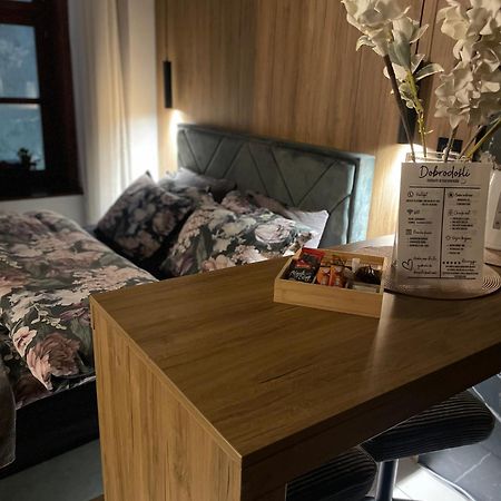 Lux Dabich 2 Lägenhet Novi Sad Exteriör bild